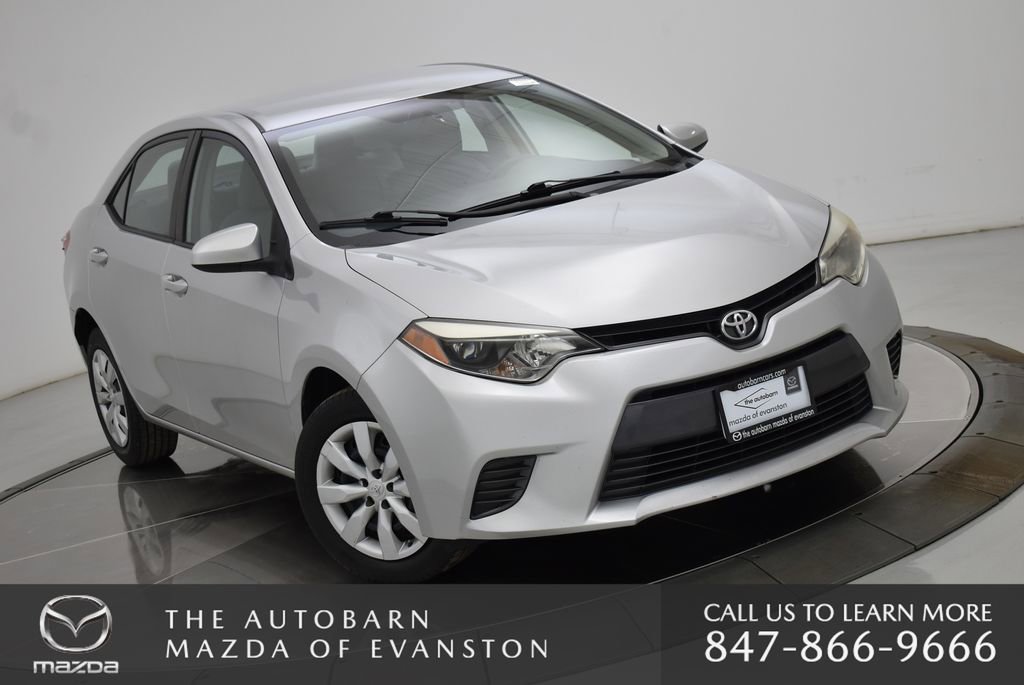Used 2015 Toyota Corolla L image 2