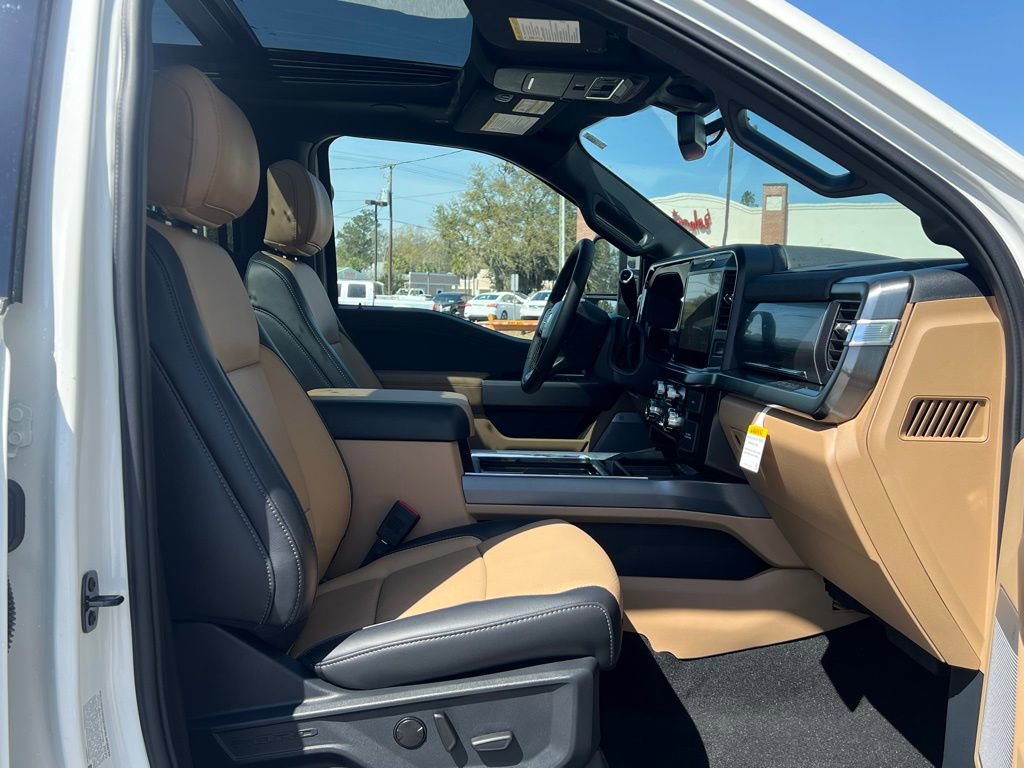 New 2025 Ford F350 Lariat w/ Lariat Ultimate Package AWD/4WD image 37