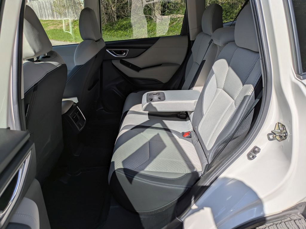 Used 2019 Subaru Forester Premium w/ All-Weather Package AWD/4WD image 31