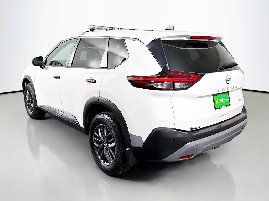 Used 2022 Nissan Rogue S AWD/4WD image 7