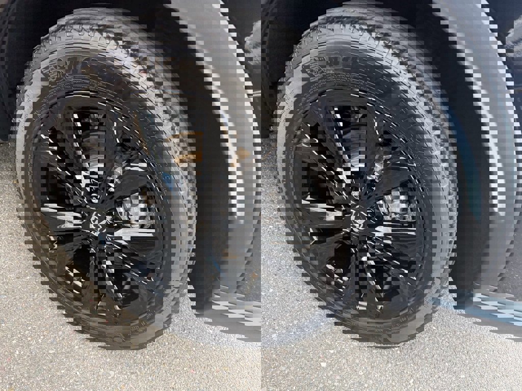 Used 2023 Honda CR-V Sport Touring image 10