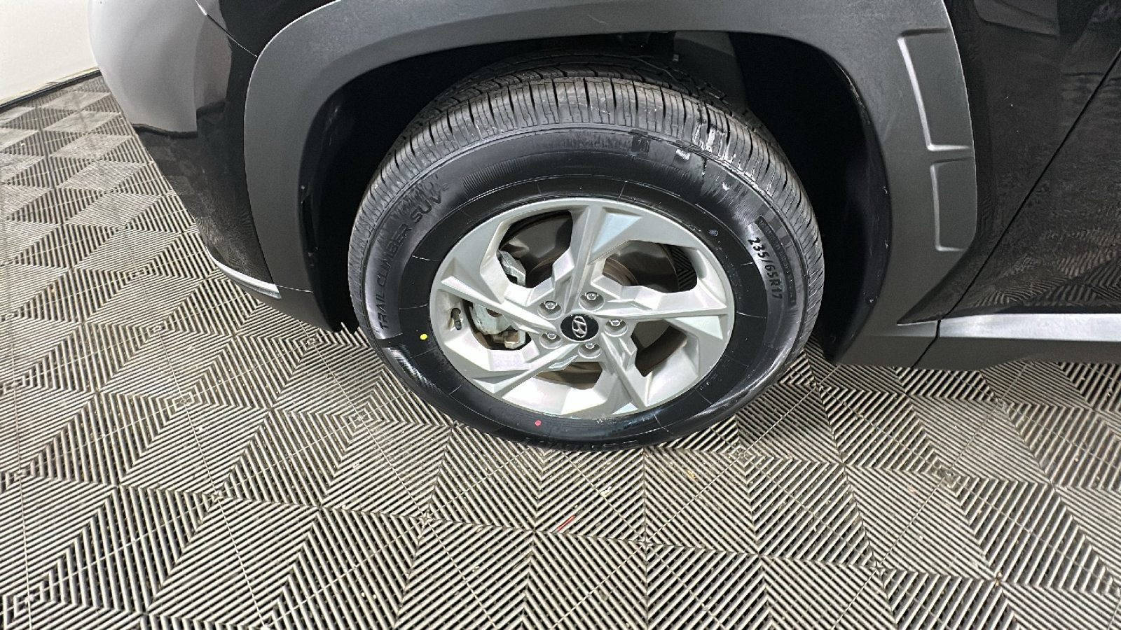 Certified 2024 Hyundai Tucson SEL FWD image 12