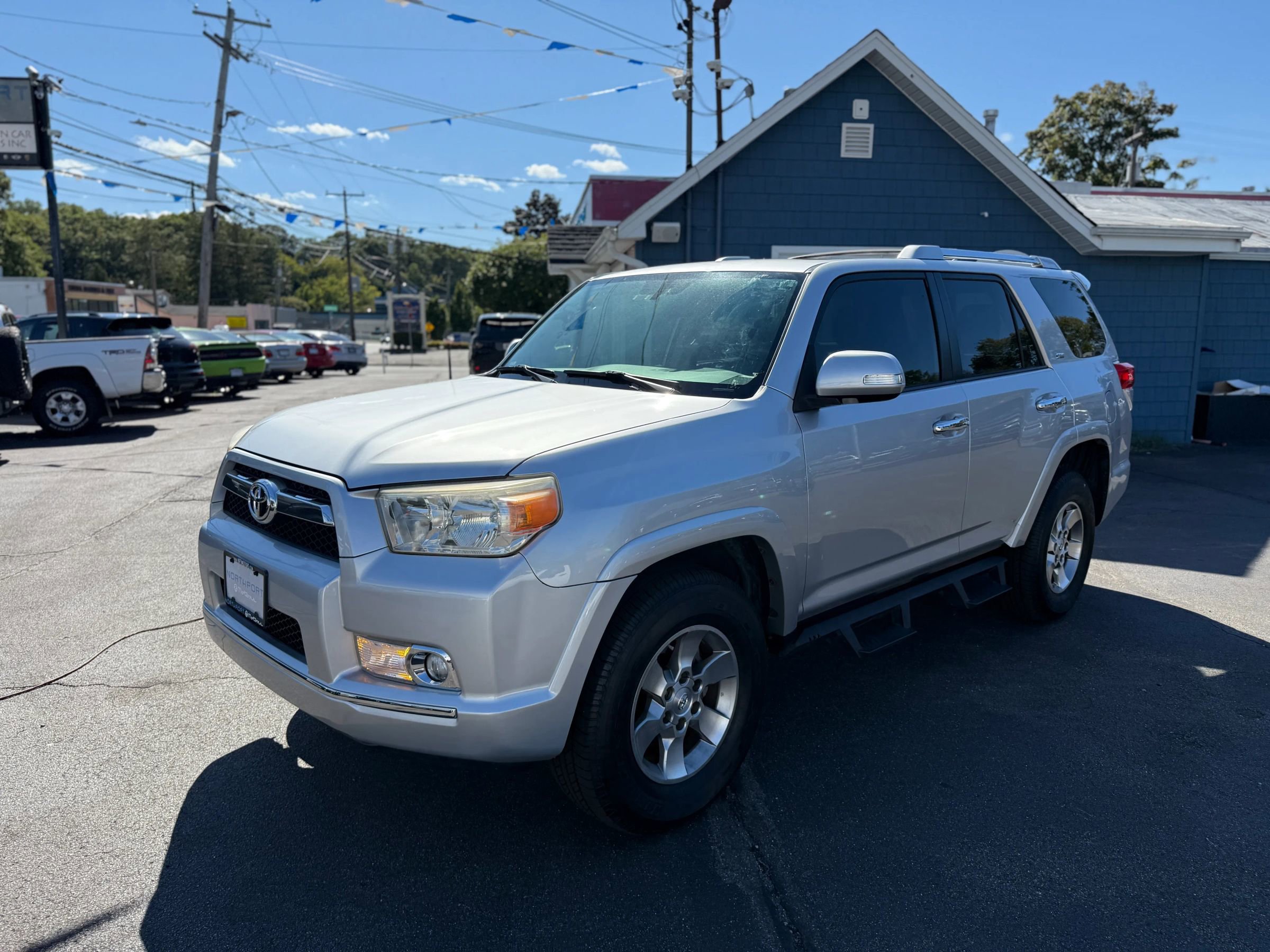 Used 2012 Toyota 4Runner SR5 image 2