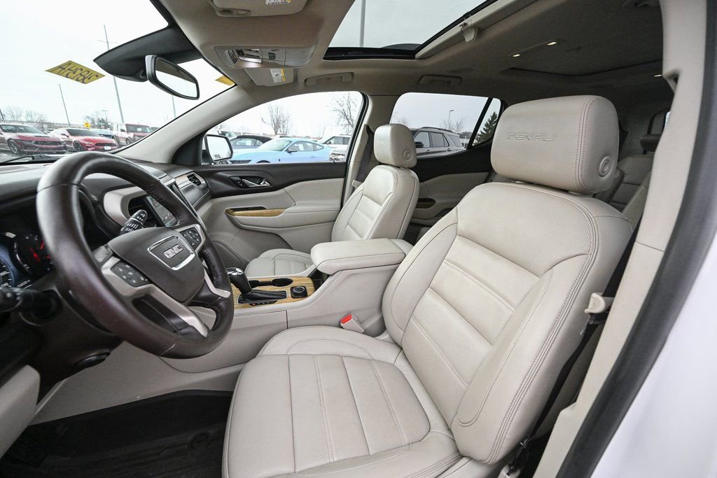 Used 2017 GMC Acadia Denali w/ Technology Package image 21