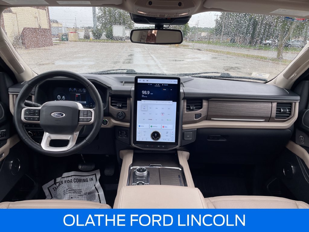 Used 2024 Ford Expedition Max Limited AWD/4WD image 16