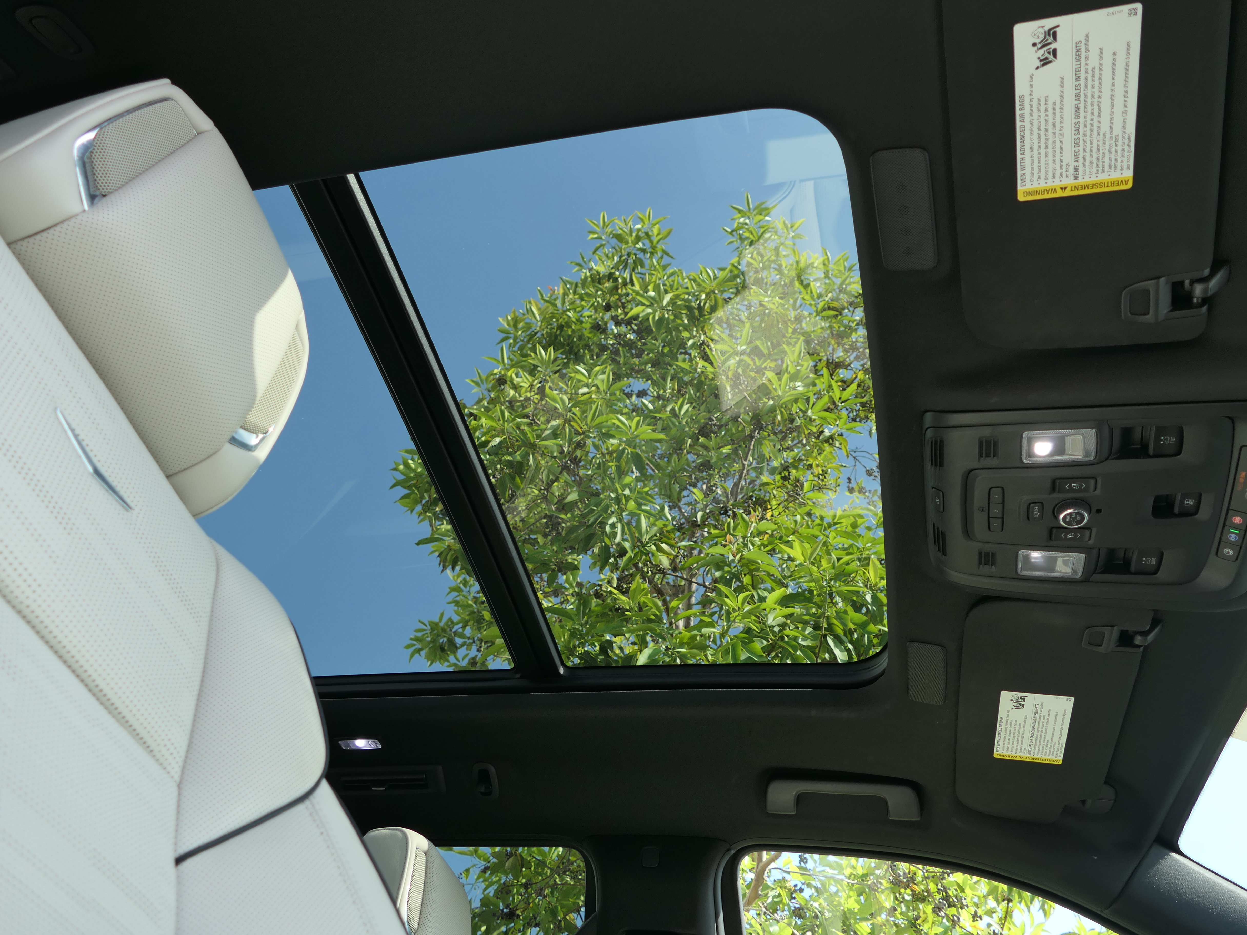 Certified 2023 Cadillac Escalade Sport AWD/4WD image 29