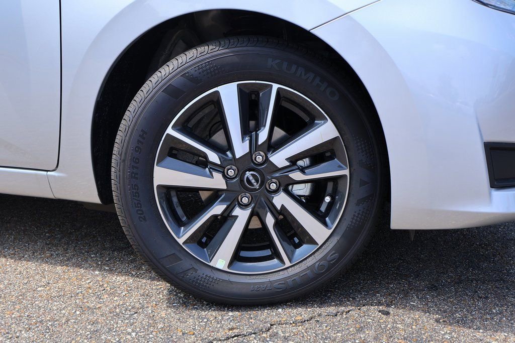 New 2025 Nissan Versa SV w/ Trunk Package image 16