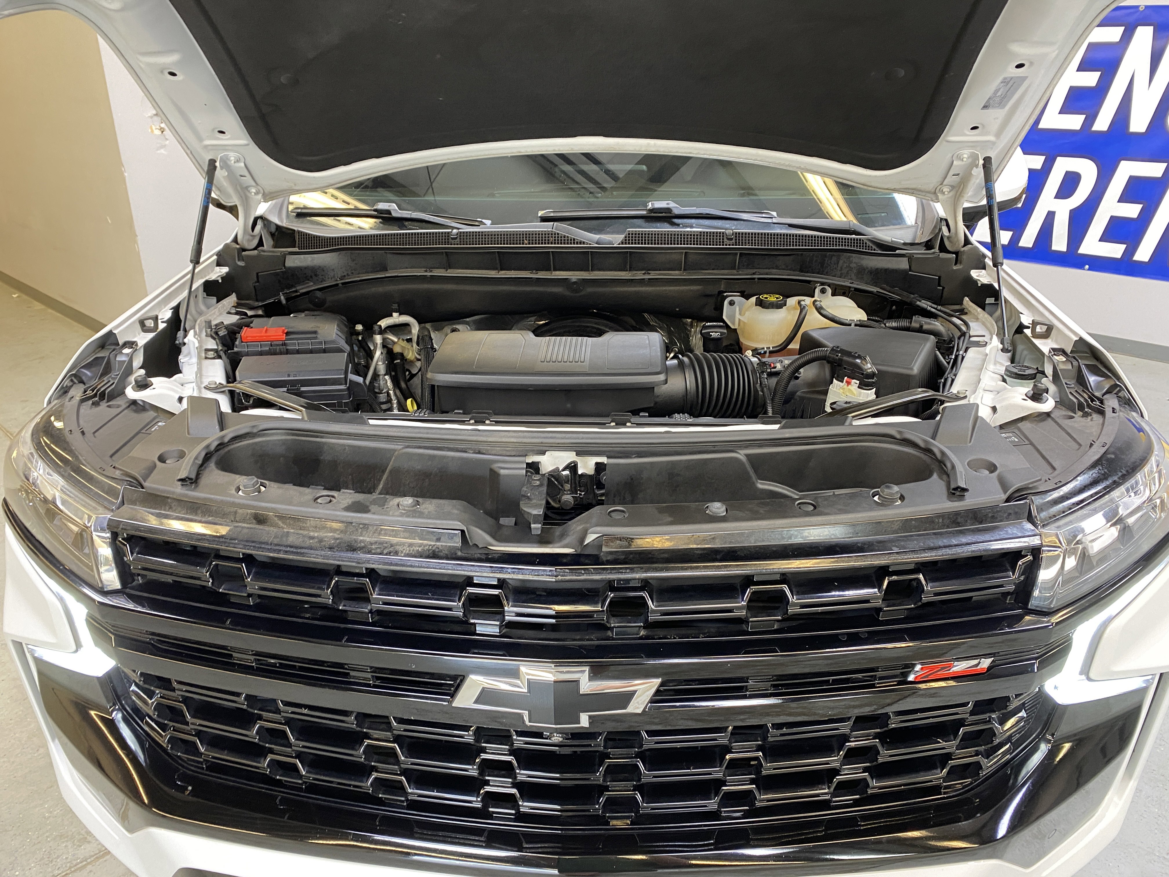 Used 2023 Chevrolet Tahoe Z71 w/ Z71 Off-Road Package image 9