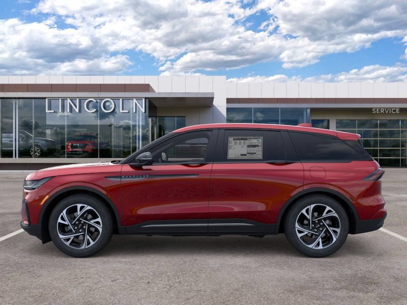 New 2026 Lincoln Nautilus Premier w/ Jet Appearance Package AWD/4WD image 3