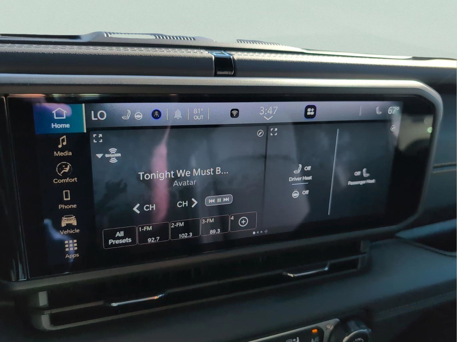 Used 2024 Jeep Wrangler Sahara w/ Safety Group image 16