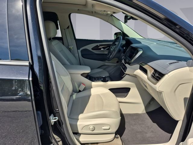 Used 2023 GMC Terrain Denali w/ Denali Premium Package image 17