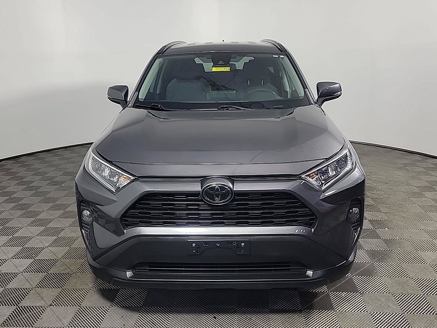 Used 2020 Toyota RAV4 XLE w/ All Weather Liner Package AWD/4WD image 12