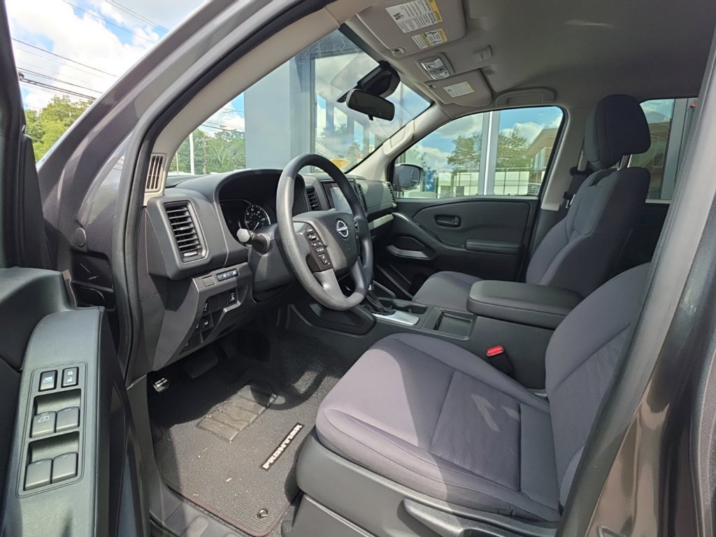 Used 2024 Nissan Frontier S w/ Technology Package AWD/4WD image 10