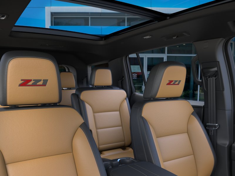 New 2027 Chevrolet Traverse Z71 w/ Driver Confidence Package AWD/4WD image 24