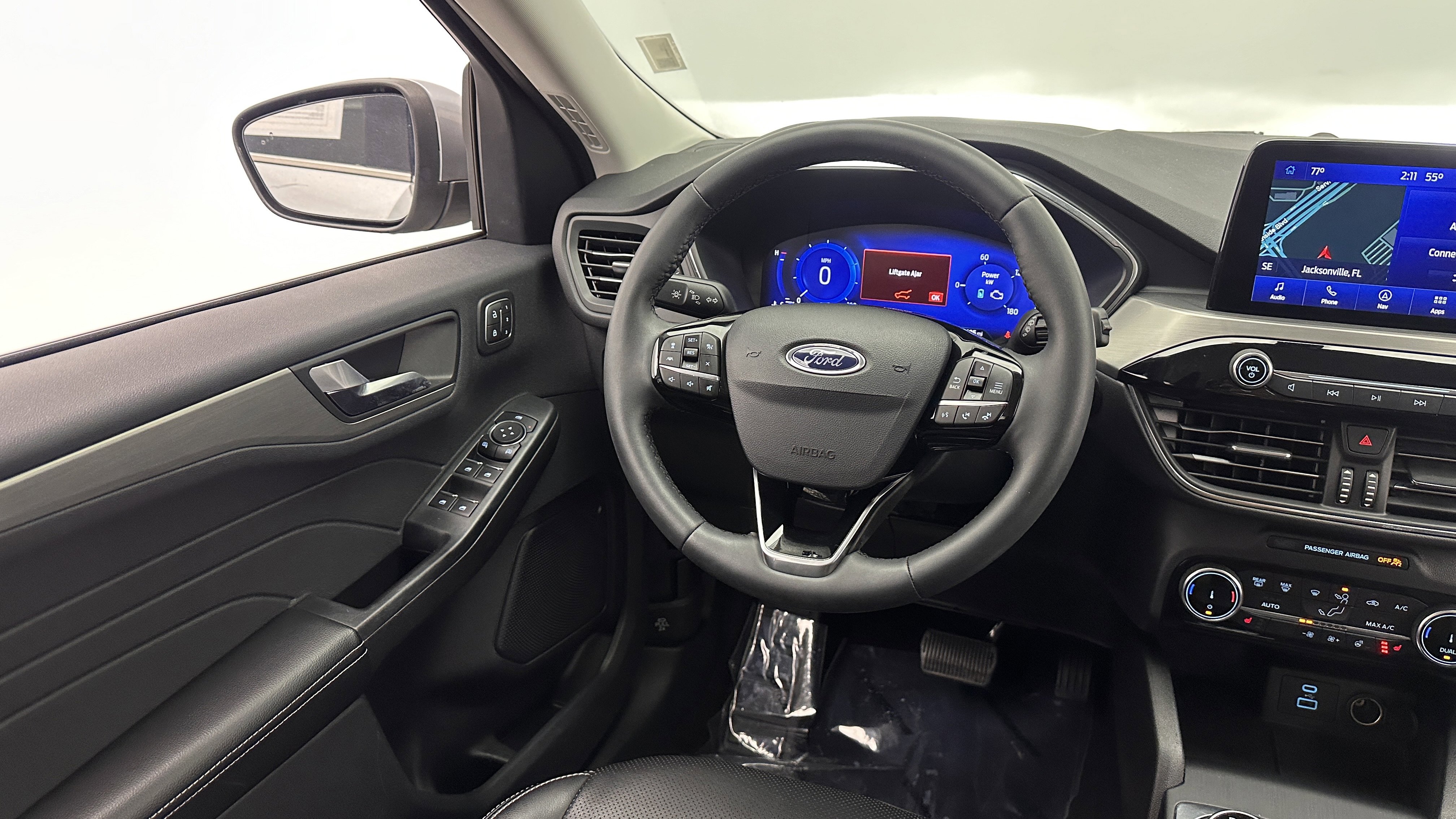 Used 2022 Ford Escape Titanium AWD/4WD image 30
