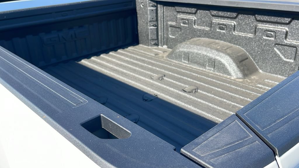 New 2026 GMC Sierra 2500 AT4 w/ AT4 Premium Plus Package AWD/4WD image 27