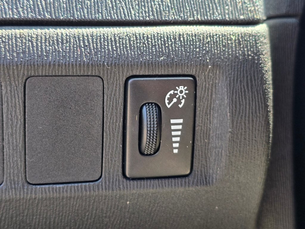 Used 2007 Toyota Prius Touring FWD image 33