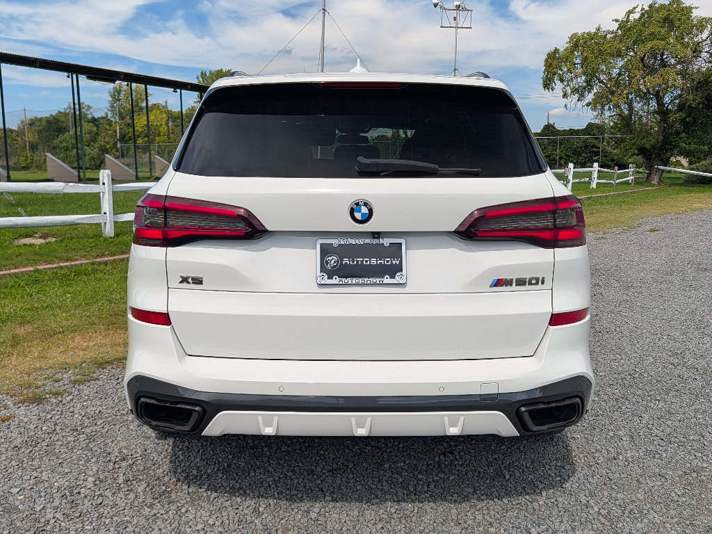 Used 2021 BMW X5 M50i AWD/4WD image 6