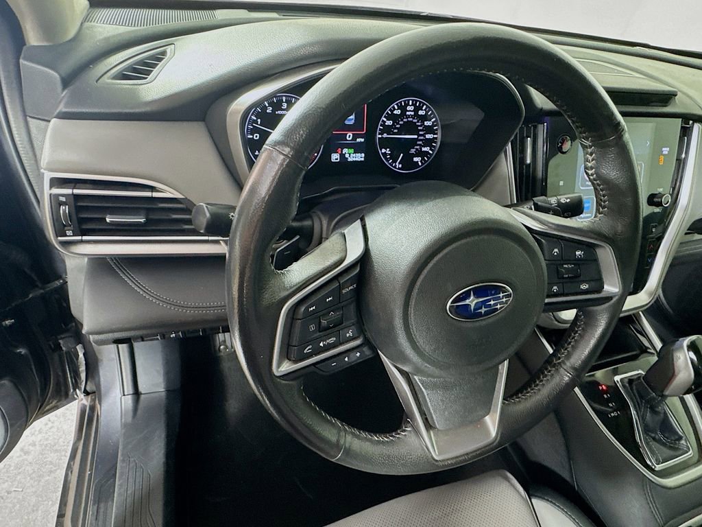 Used 2023 Subaru Outback Limited image 11