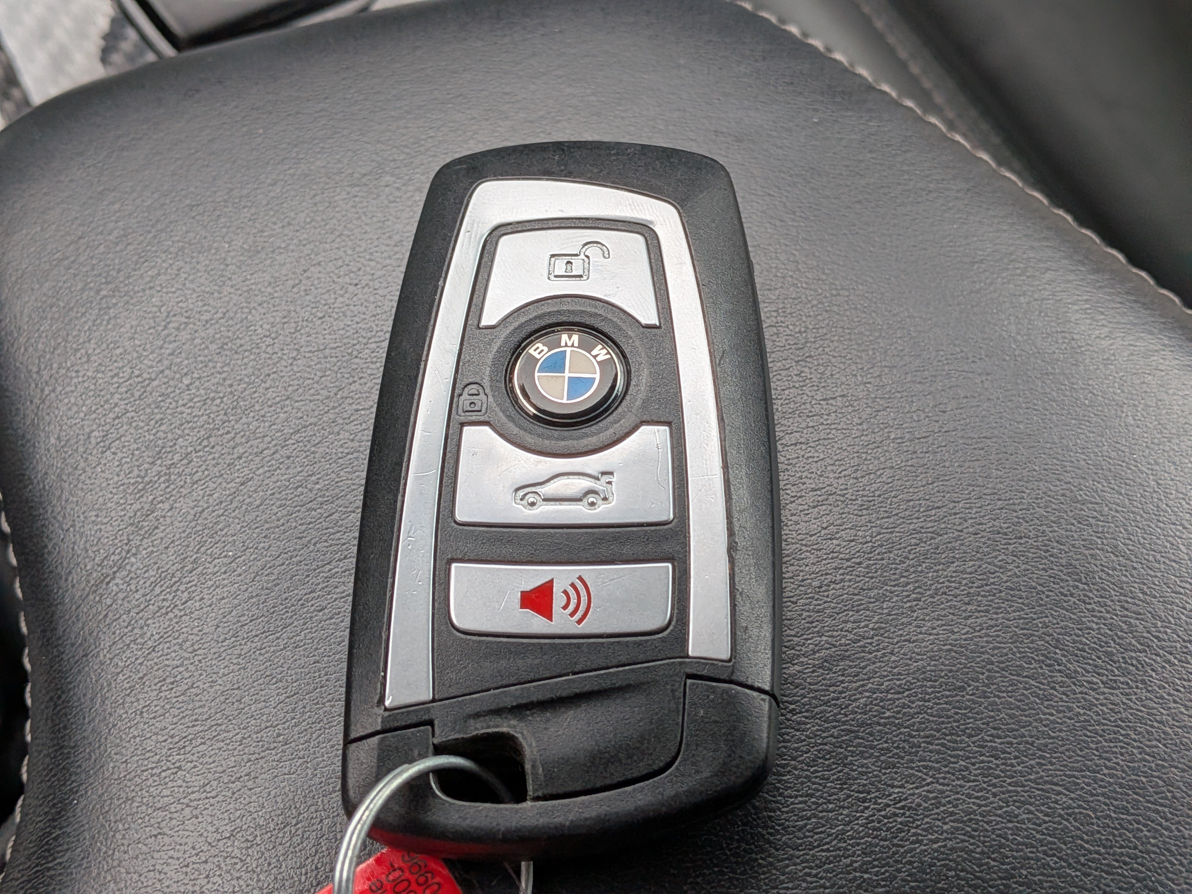 Used 2016 BMW M4 Convertible RWD image 31