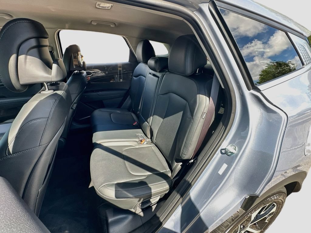 Certified 2025 Kia Sportage EX FWD image 24