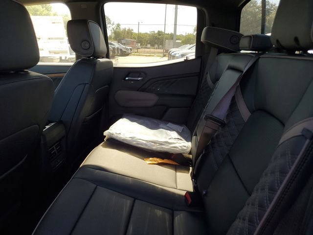New 2026 GMC Canyon Denali AWD/4WD image 11