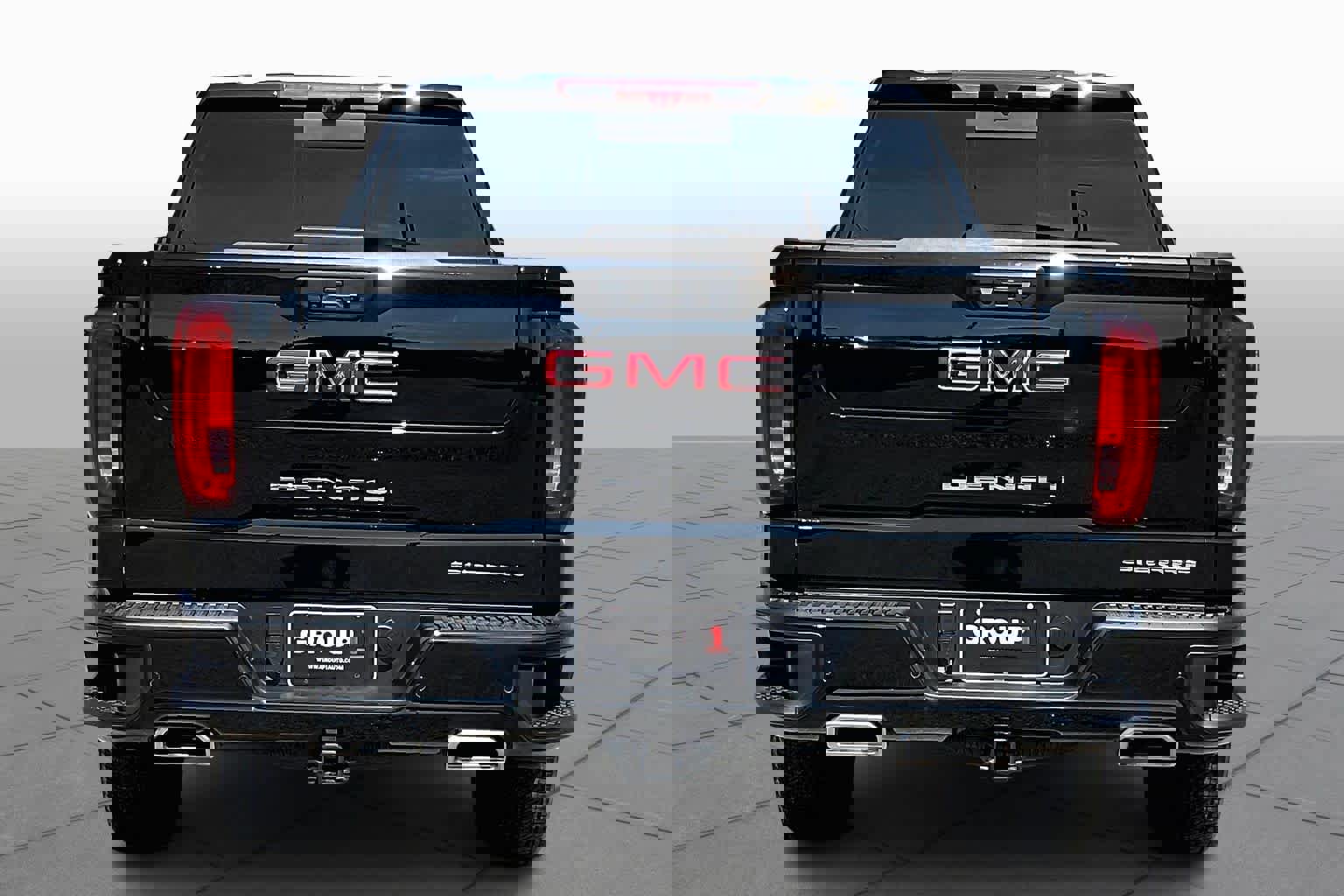 Used 2025 GMC Sierra 1500 Denali w/ Denali Reserve Package image 5