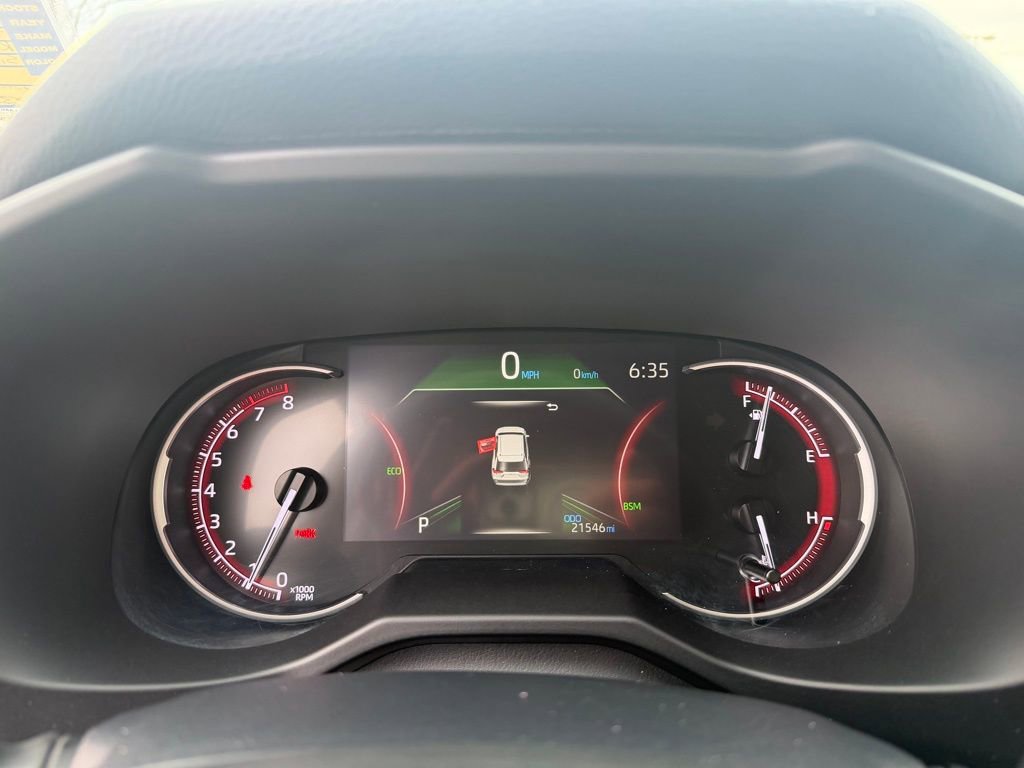 Used 2023 Toyota RAV4 XLE AWD/4WD image 13