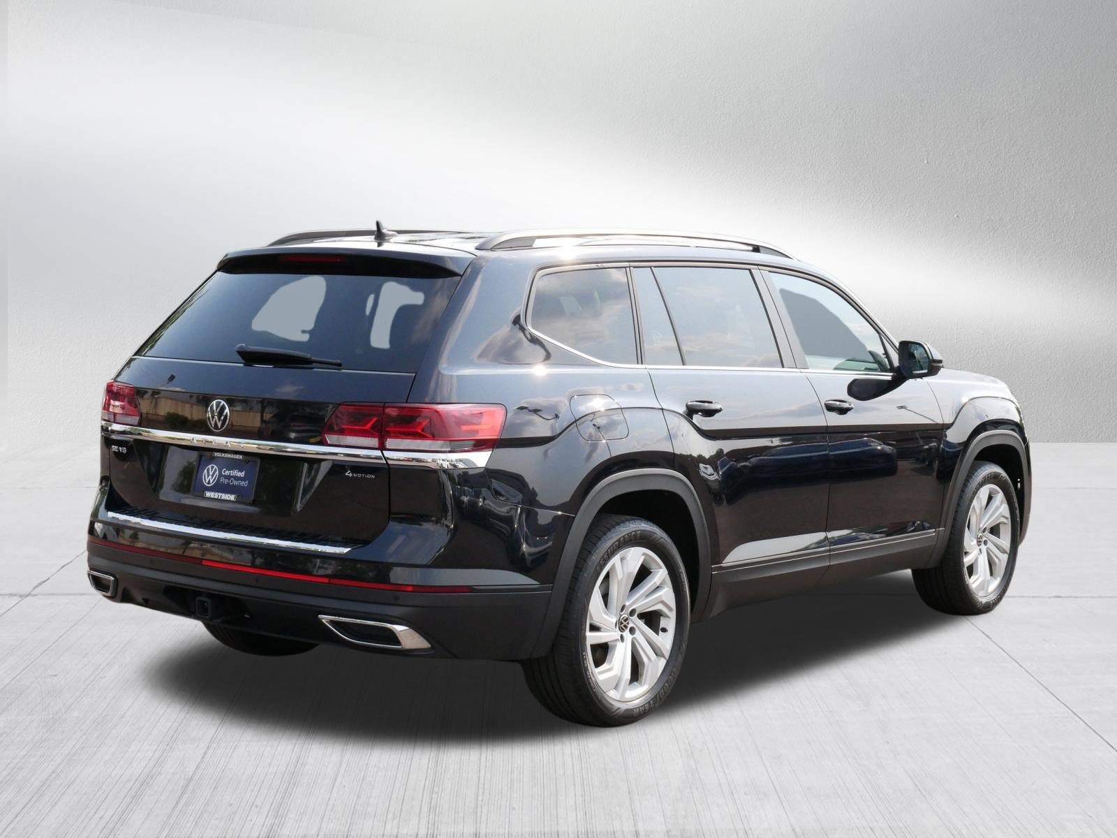 Certified 2023 Volkswagen Atlas SE w/ Panoramic Sunroof Package AWD/4WD image 7