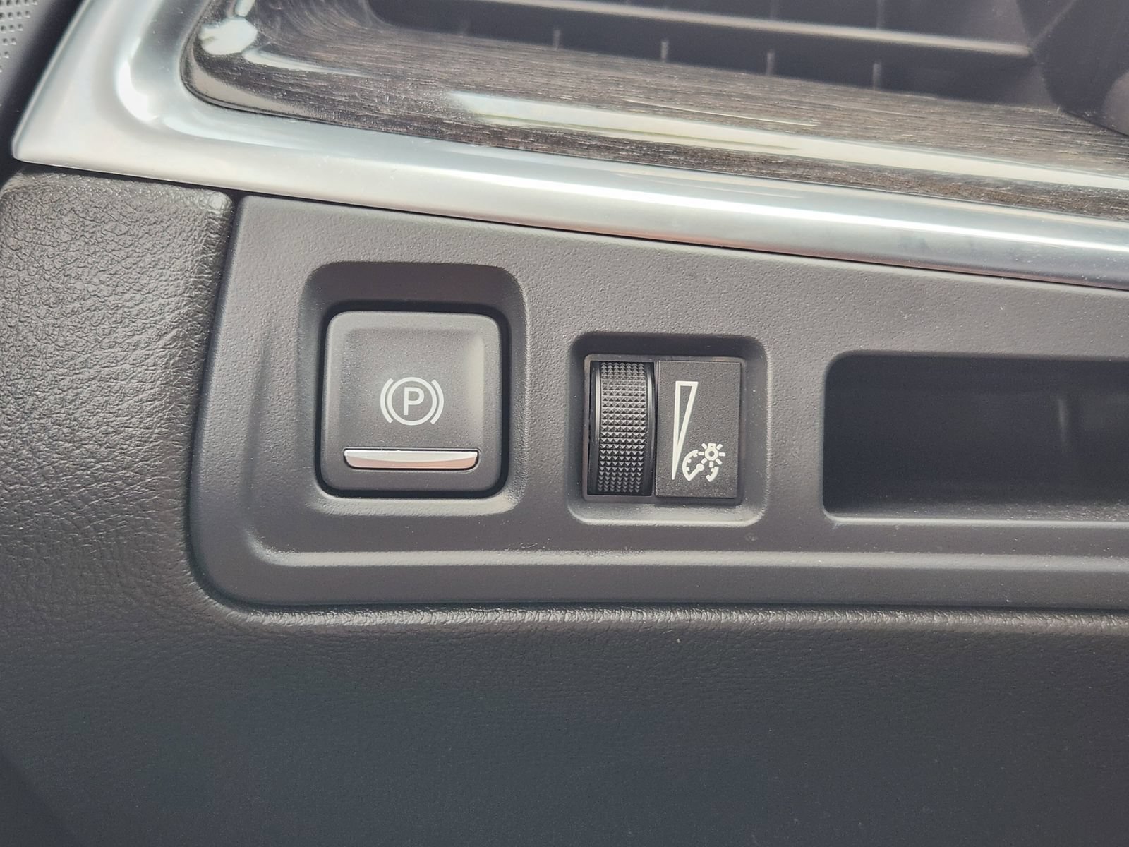 Used 2023 Cadillac XT5 Premium Luxury AWD/4WD image 29