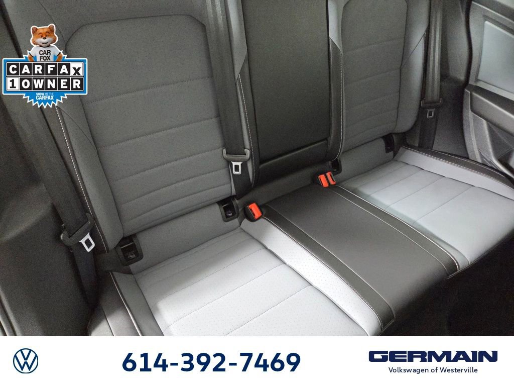 Certified 2025 Volkswagen Jetta SE w/ Sunroof Package FWD image 17