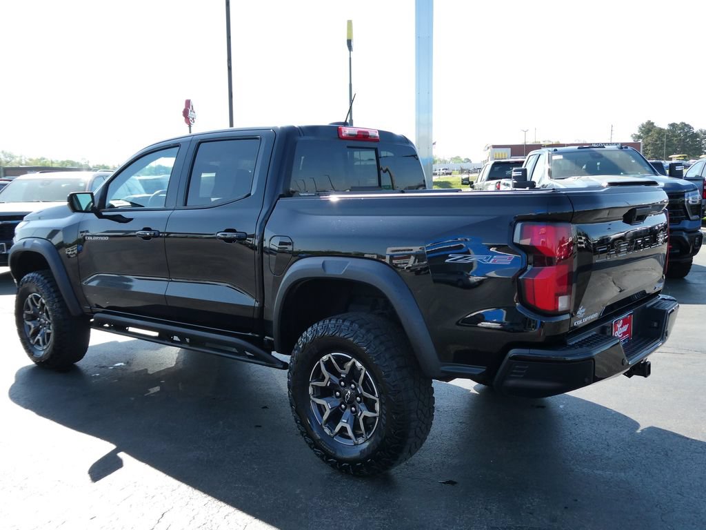 Certified 2025 Chevrolet Colorado ZR2 w/ Technology Package AWD/4WD image 10