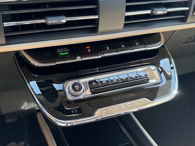 New 2025 Lincoln Corsair Grand Touring w/ Jet Appearance Package AWD/4WD image 30