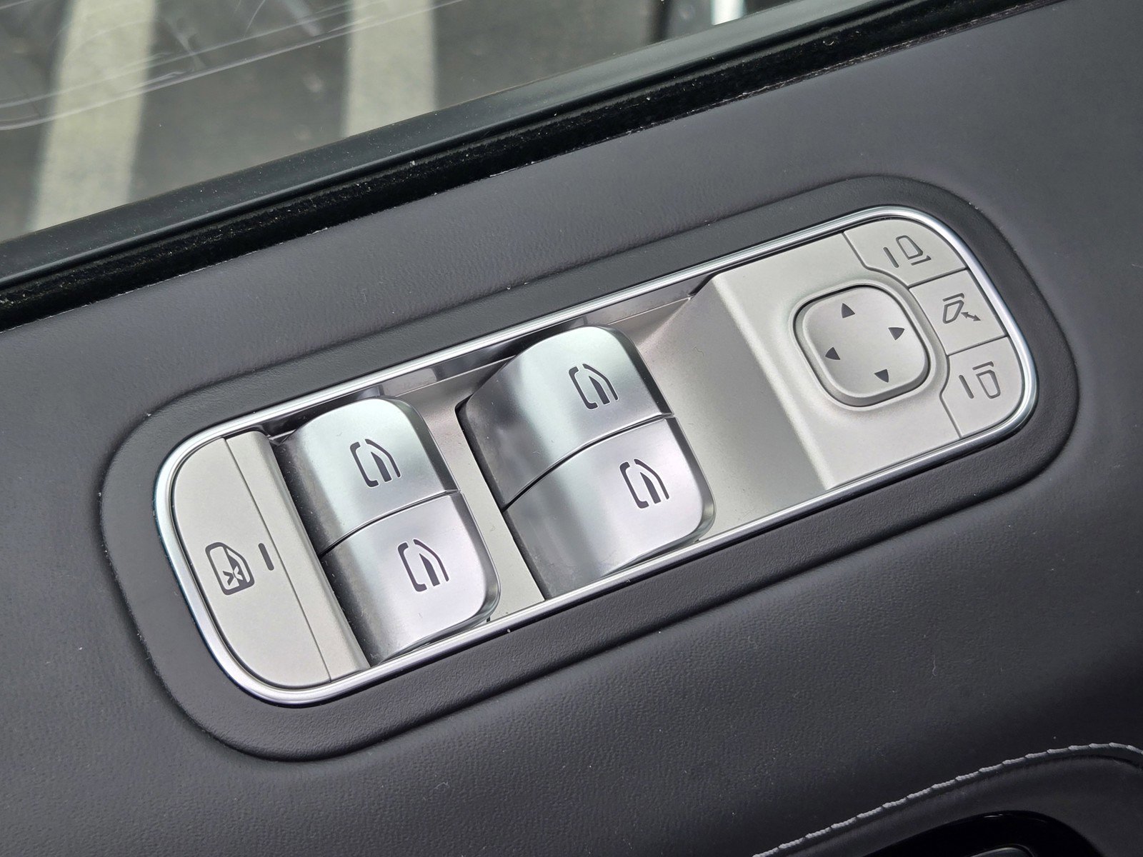 Used 2026 Mercedes-Benz G 63 AMG 4MATIC image 17