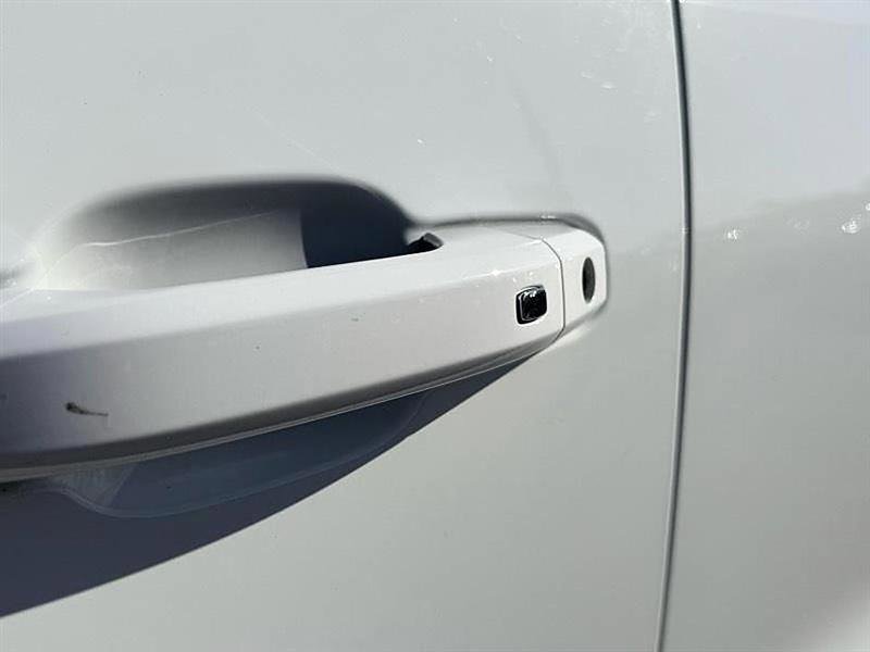 Used 2023 GMC Canyon Elevation w/ Convenience Package image 46