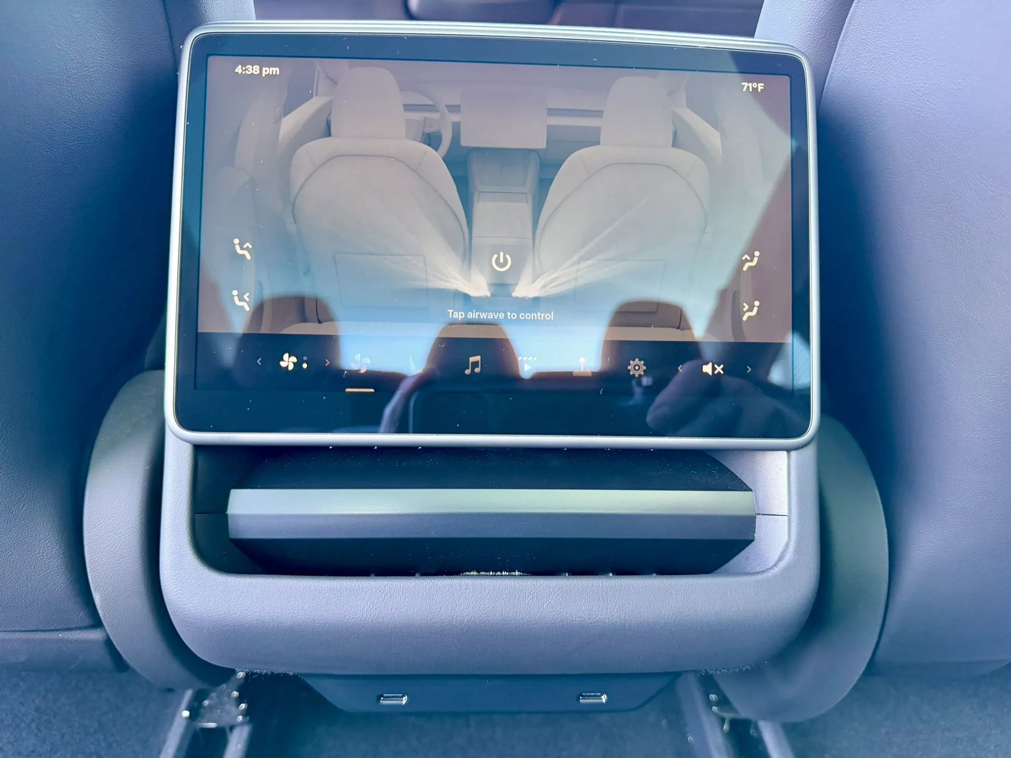 Used 2024 Tesla Model 3 Standard Range image 27