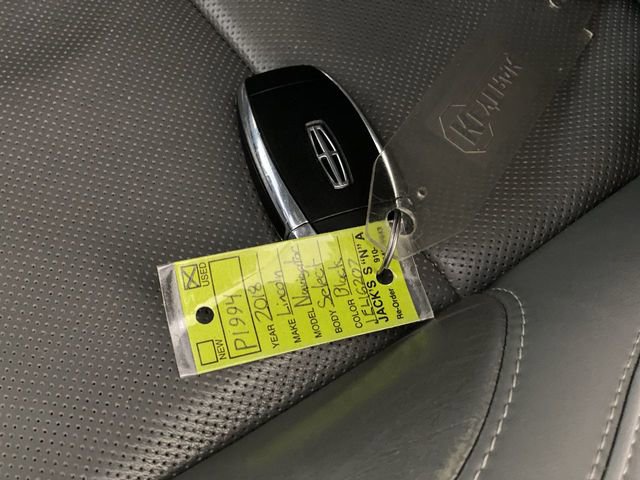 Used 2018 Lincoln Navigator Select AWD/4WD image 19