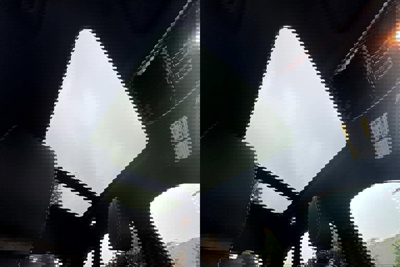 Used 2023 Land Rover Range Rover Velar R-Dynamic S image 26