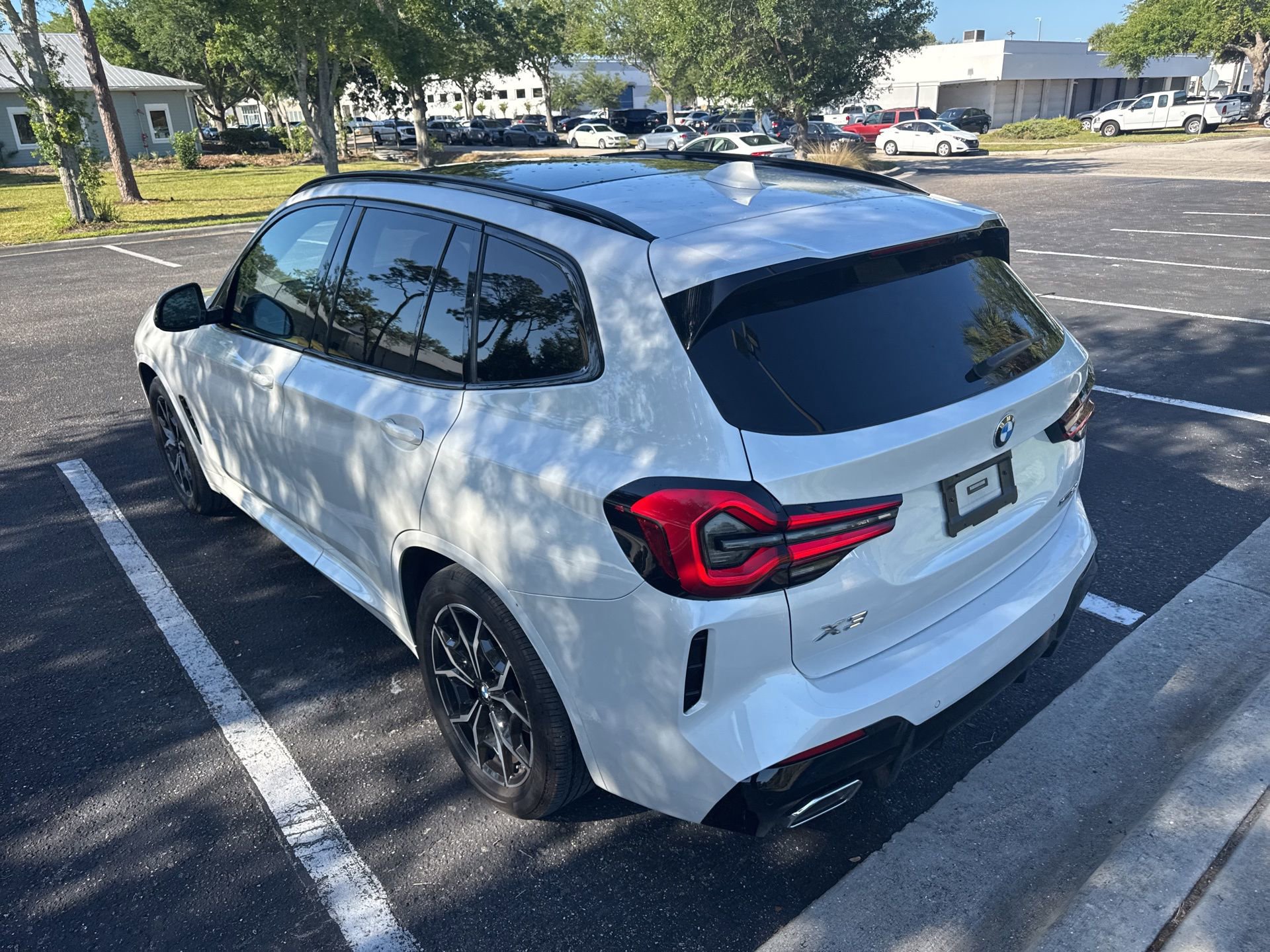 Used 2022 BMW X3 xDrive30i w/ M Sport Package 2 image 9