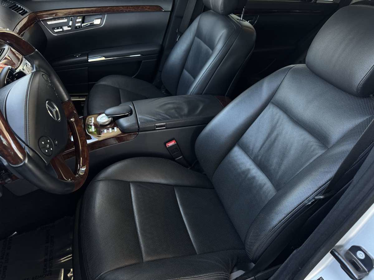 Used 2013 Mercedes-Benz S 550 Sedan image 18
