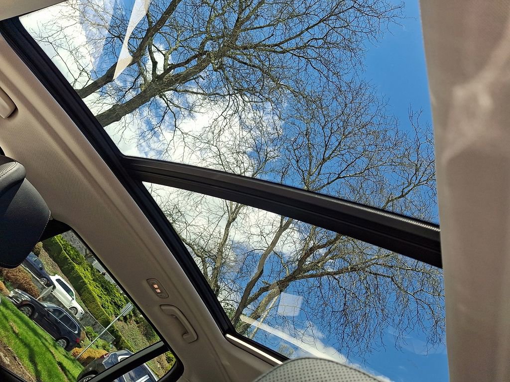 Certified 2025 BMW X7 xDrive40i w/ Premium Package AWD/4WD image 16