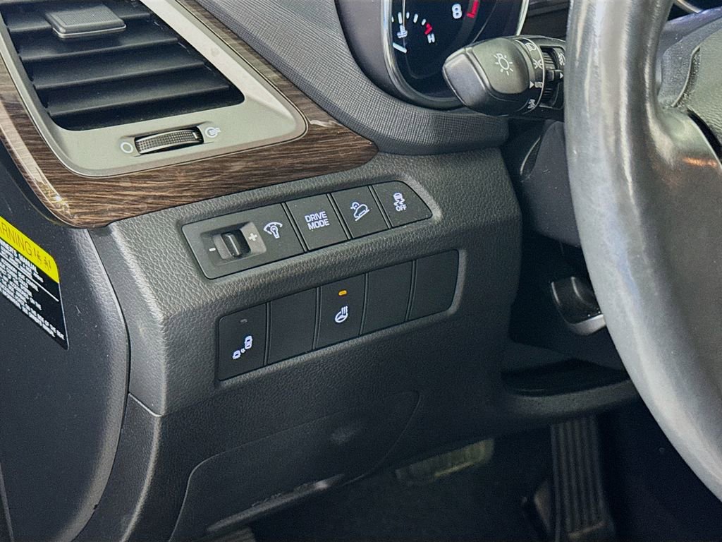 Used 2017 Hyundai Santa Fe Sport image 10