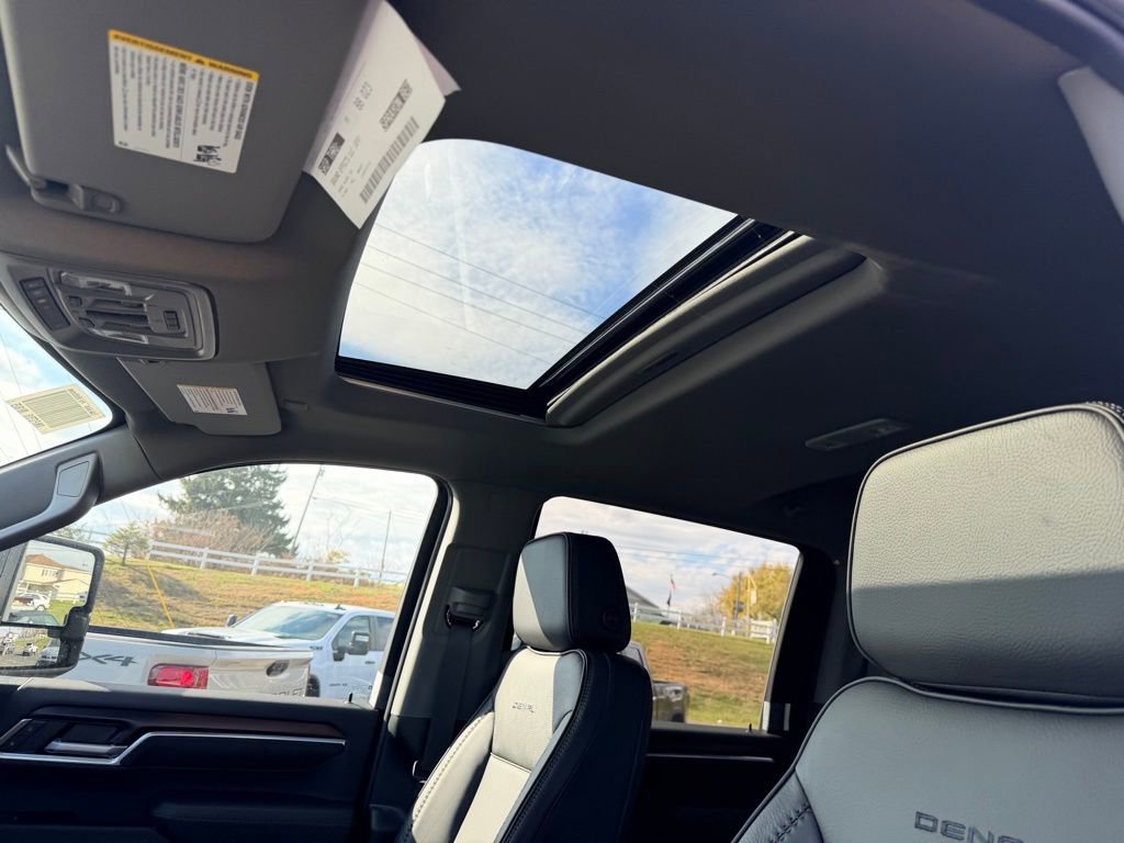 New 2026 GMC Sierra 2500 Denali w/ Denali Reserve Package image 31