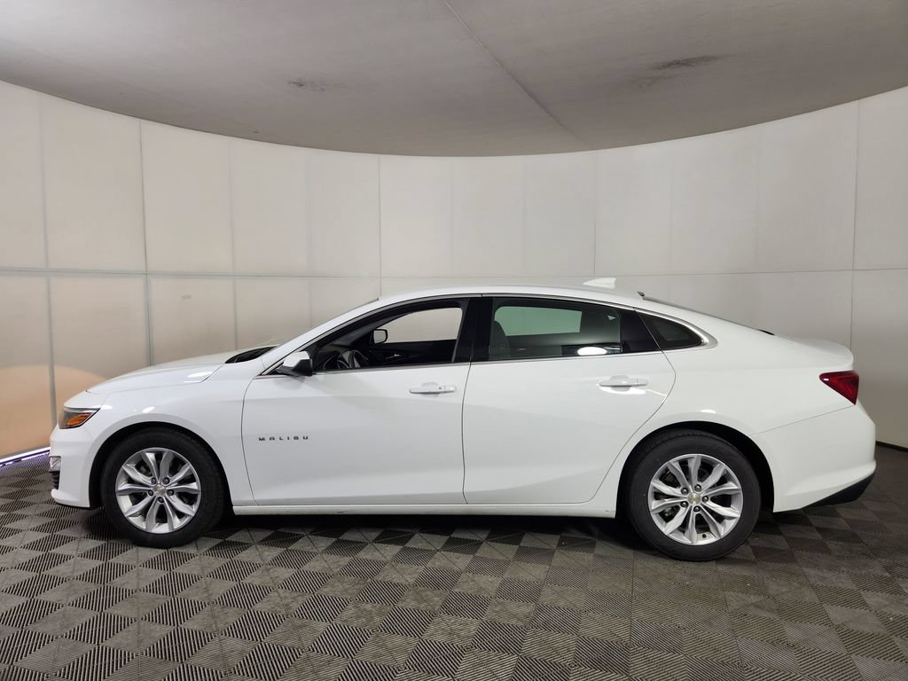 Used 2025 Chevrolet Malibu LT FWD image 4