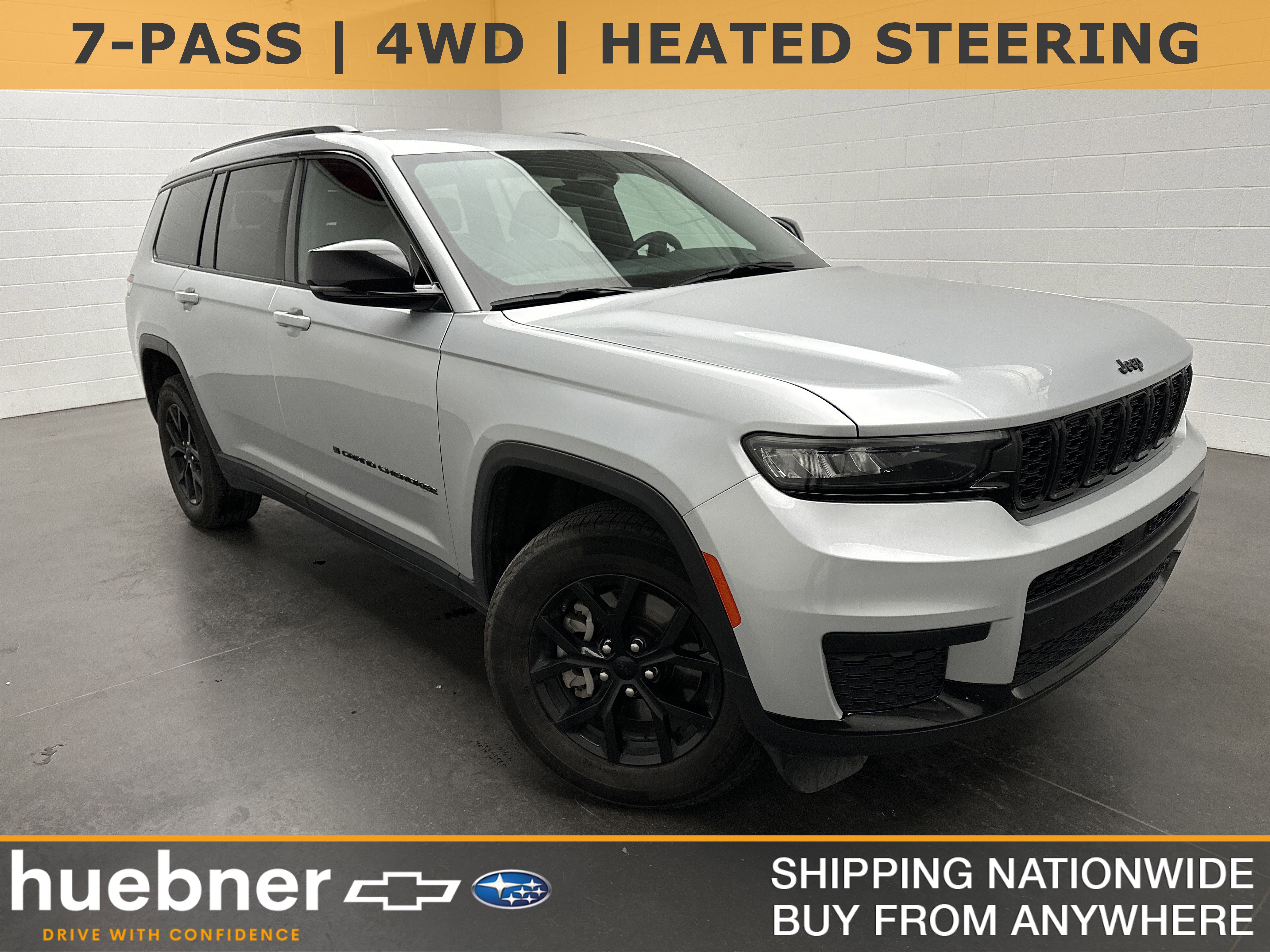 Used 2024 Jeep Grand Cherokee L Laredo image 1