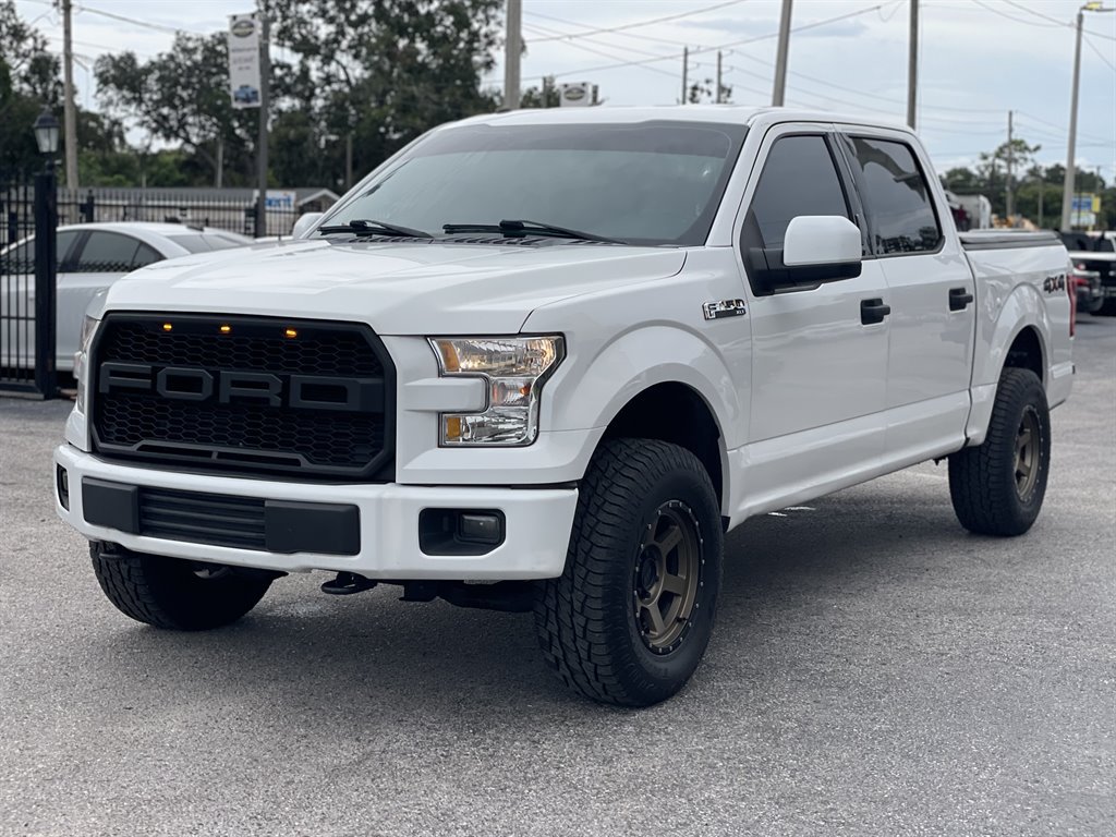 Used 2017 Ford F150 XLT AWD/4WD image 9