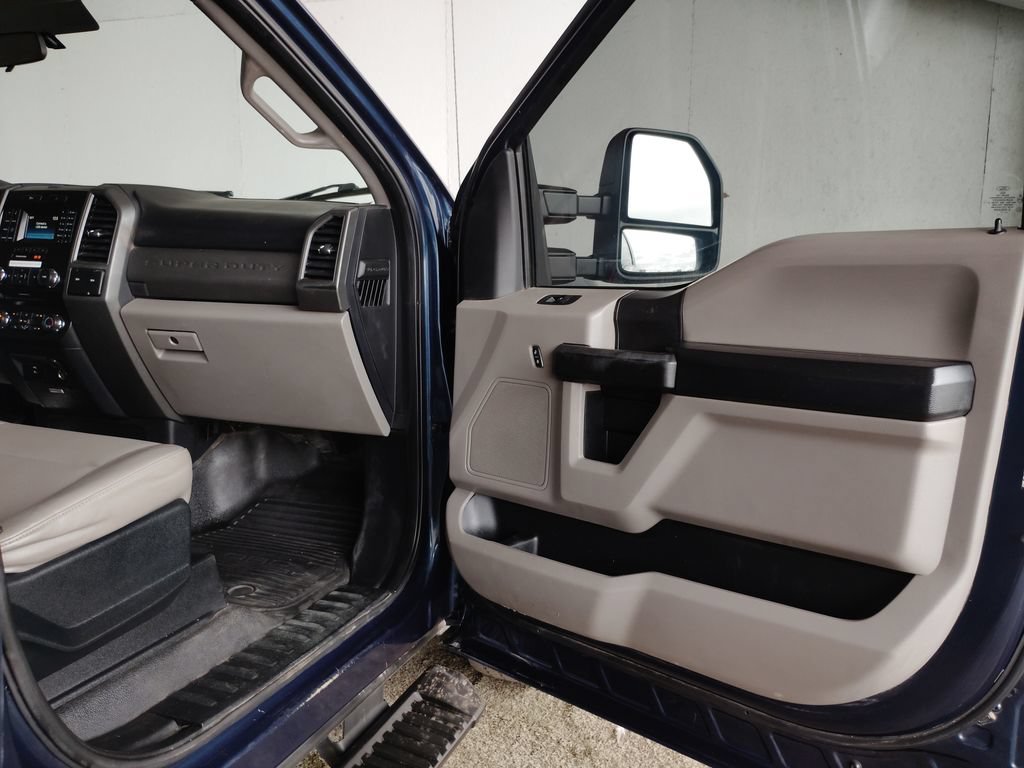 Used 2017 Ford F250 XL w/ Power Equipment Group RWD image 10
