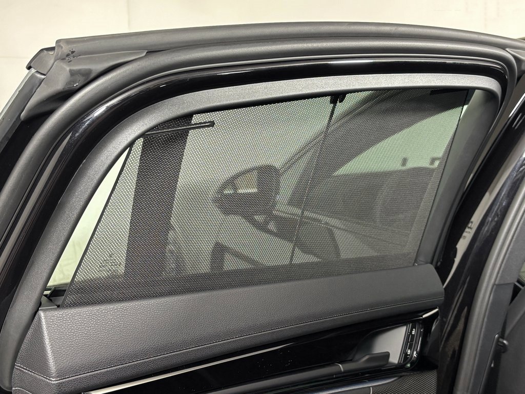 Used 2026 Porsche Panamera 4 image 33