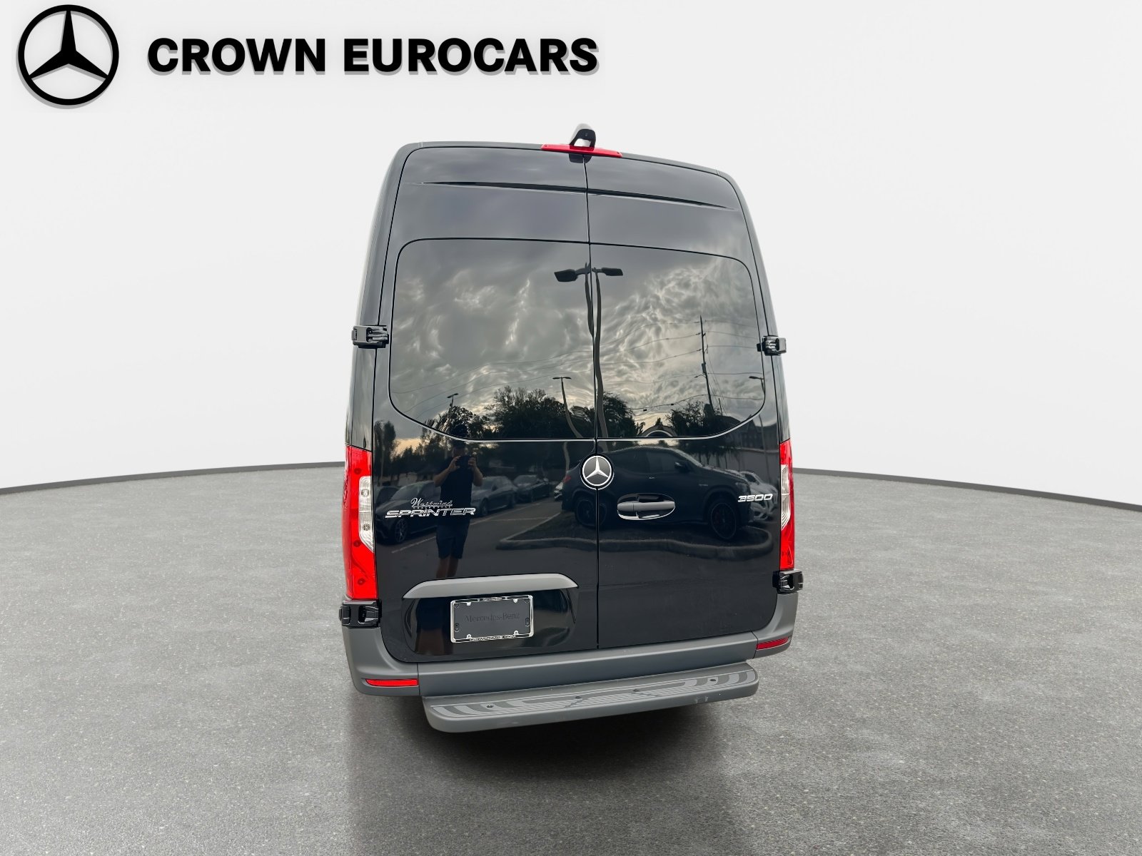 Used 2025 Mercedes-Benz Sprinter 3500 image 8