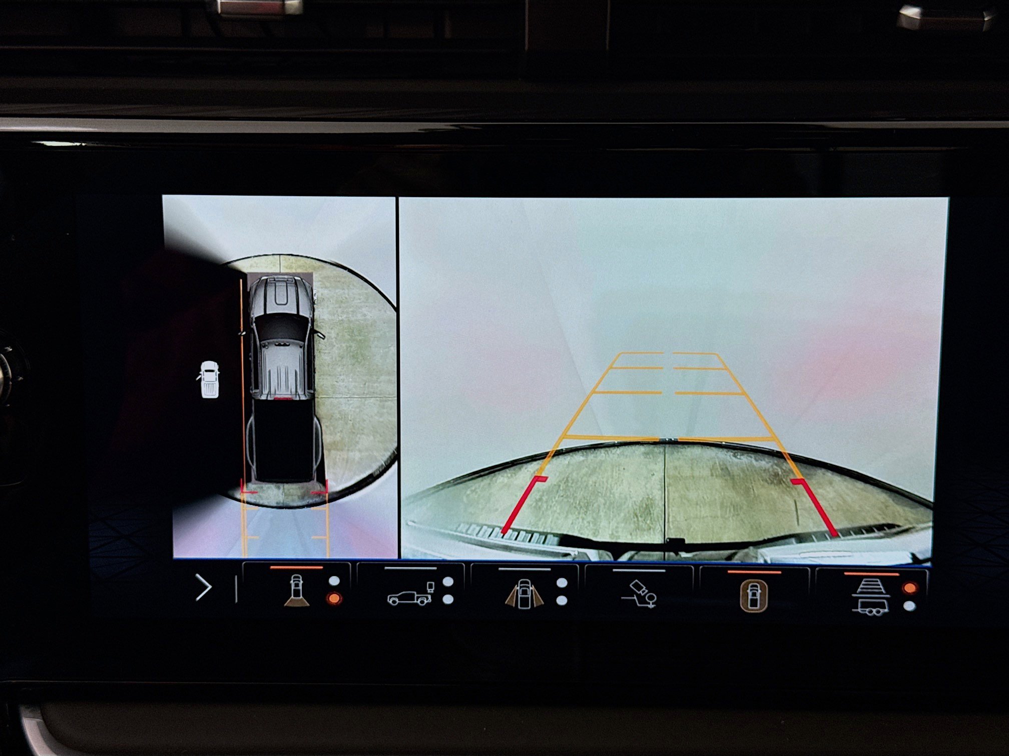 Used 2024 GMC Sierra 3500 Denali Ultimate image 14